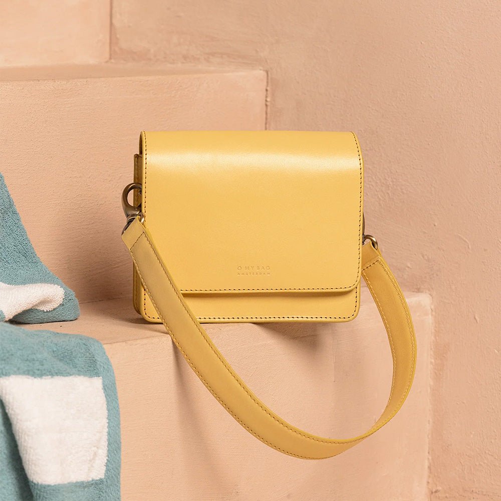 Mini sac classique en cuir jaune beurre Audrey