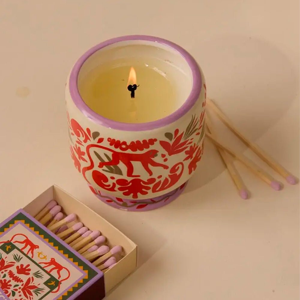 Coco y Ámbar / Mono Vela Perfumada de Cera de Soja