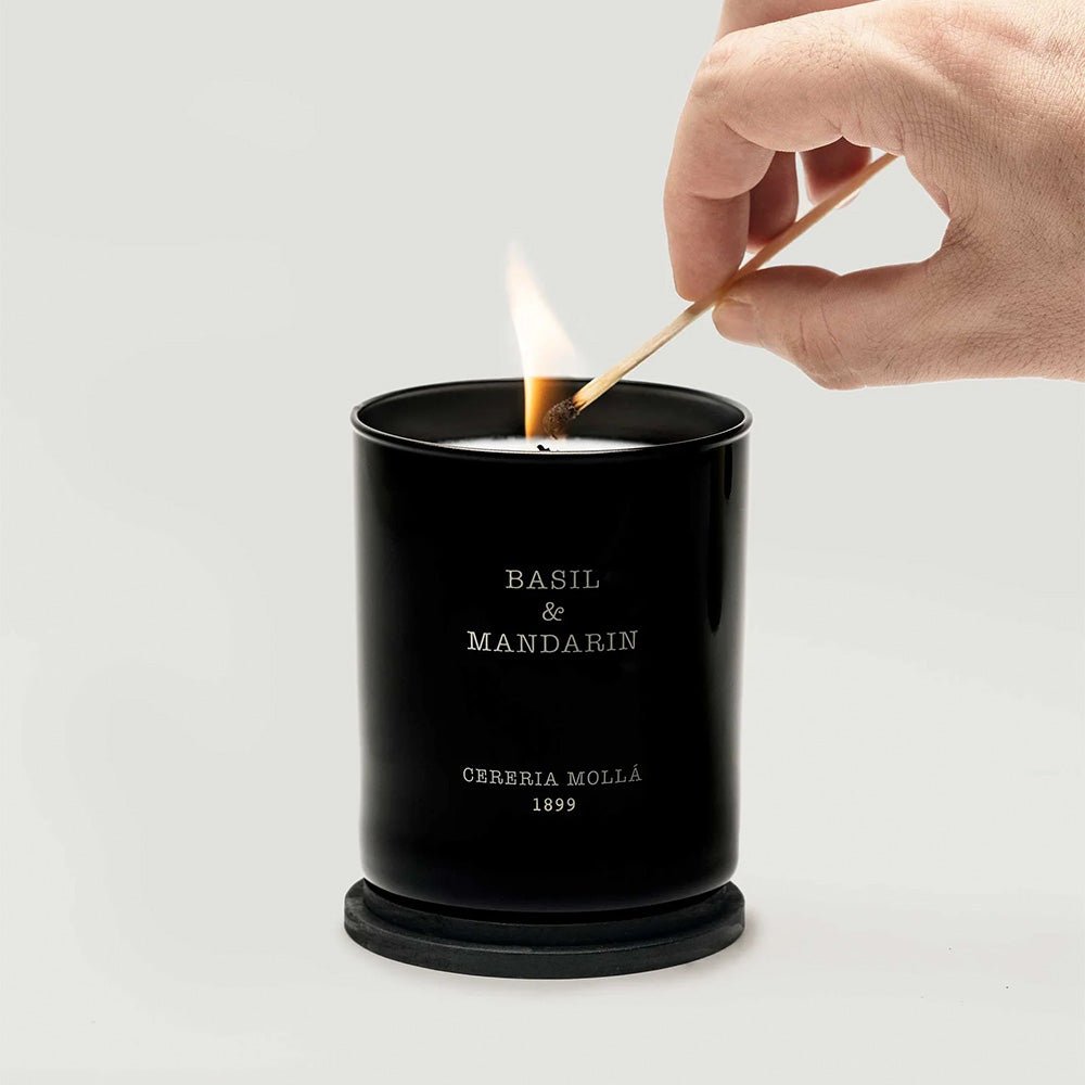 Vela Santal & Tonka Premium 230gr