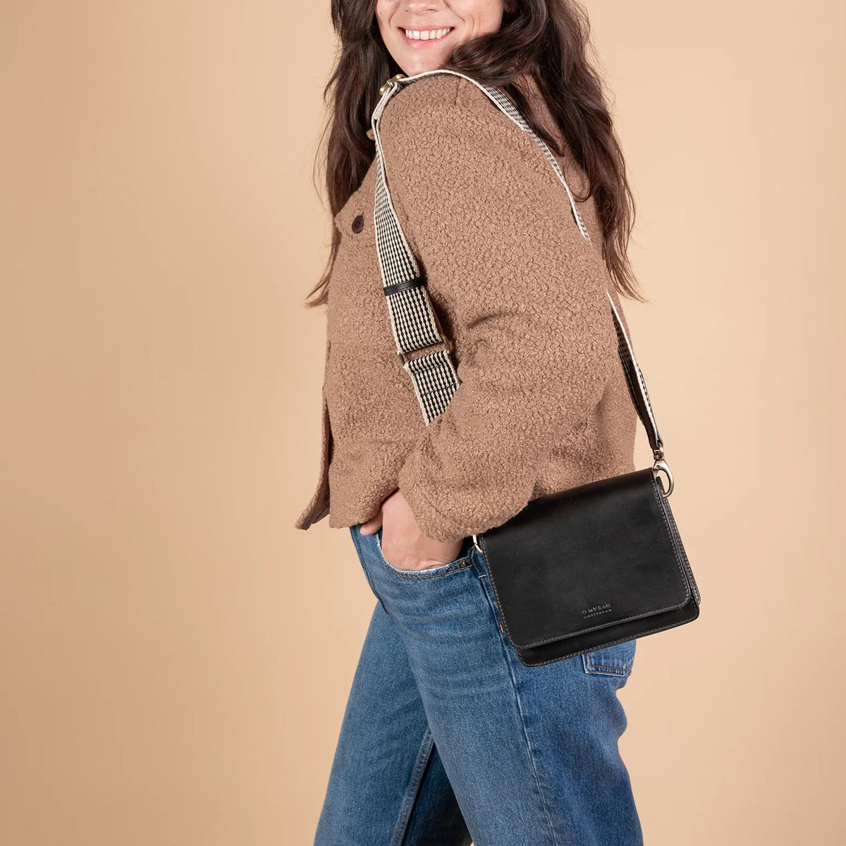 Mini sac Audrey classique noir (bandoulière tissée/bandoulière en cuir)
